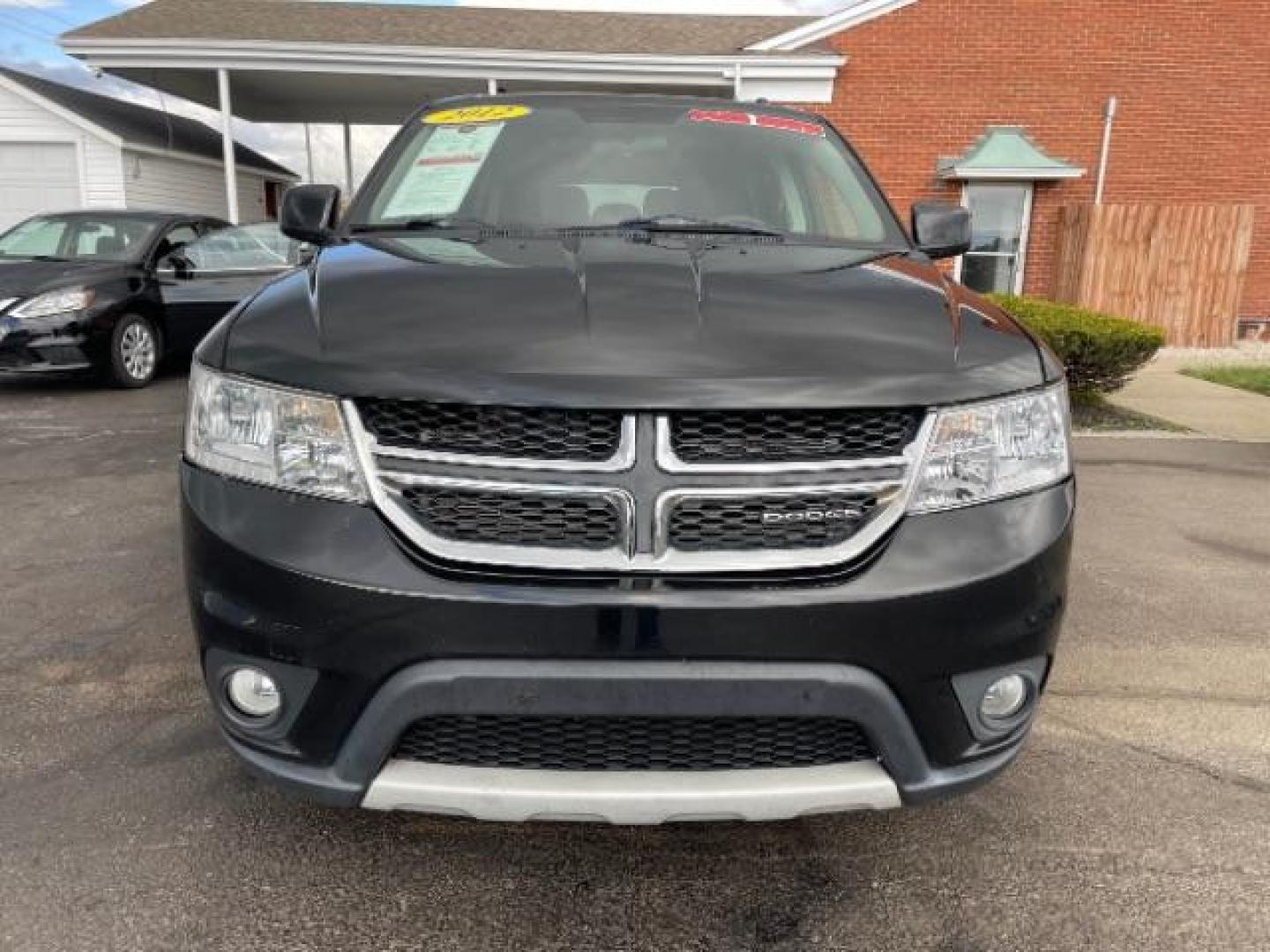 2012 Brilliant Black Crystal Pearl Dodge Journey SXT (3C4PDCBG9CT) with an 3.6L V6 DOHC 24V engine, 6-Speed Automatic transmission, located at 1865 W 2nd St., Xenia, OH, 45385, (937) 372-7777, 39.681259, -83.961945 - Photo#4