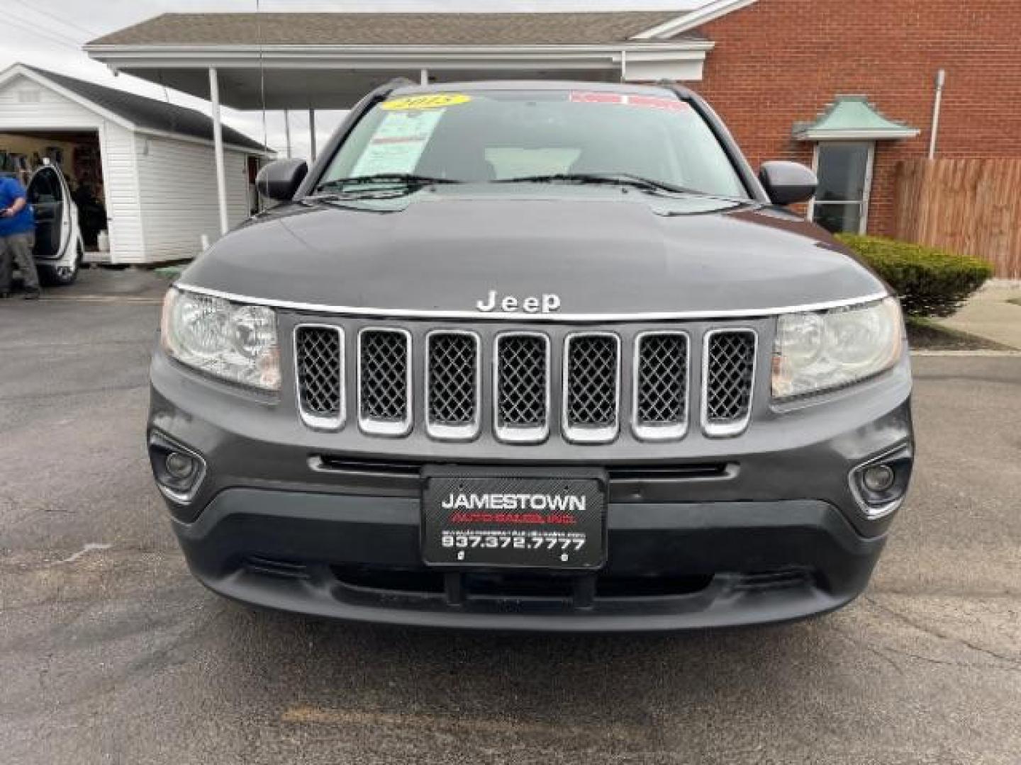 2015 Granite Crystal Metallic Clear Coat Jeep Compass Latitude 4WD (1C4NJDEB3FD) with an 2.4L L4 DOHC 16V engine, 6-Speed Automatic transmission, located at 1865 W 2nd St., Xenia, OH, 45385, (937) 372-7777, 39.681259, -83.961945 - Photo#2