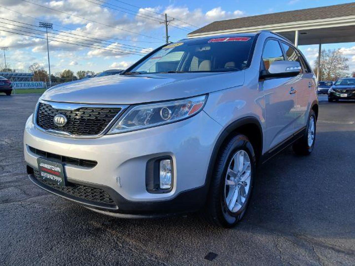 2015 Titanium Silver Kia Sorento LX 2WD (5XYKT4A62FG) with an 2.4L L4 DOHC 16V engine, 6-Speed Automatic transmission, located at 1865 W 2nd St., Xenia, OH, 45385, (937) 372-7777, 39.681259, -83.961945 - Photo#1