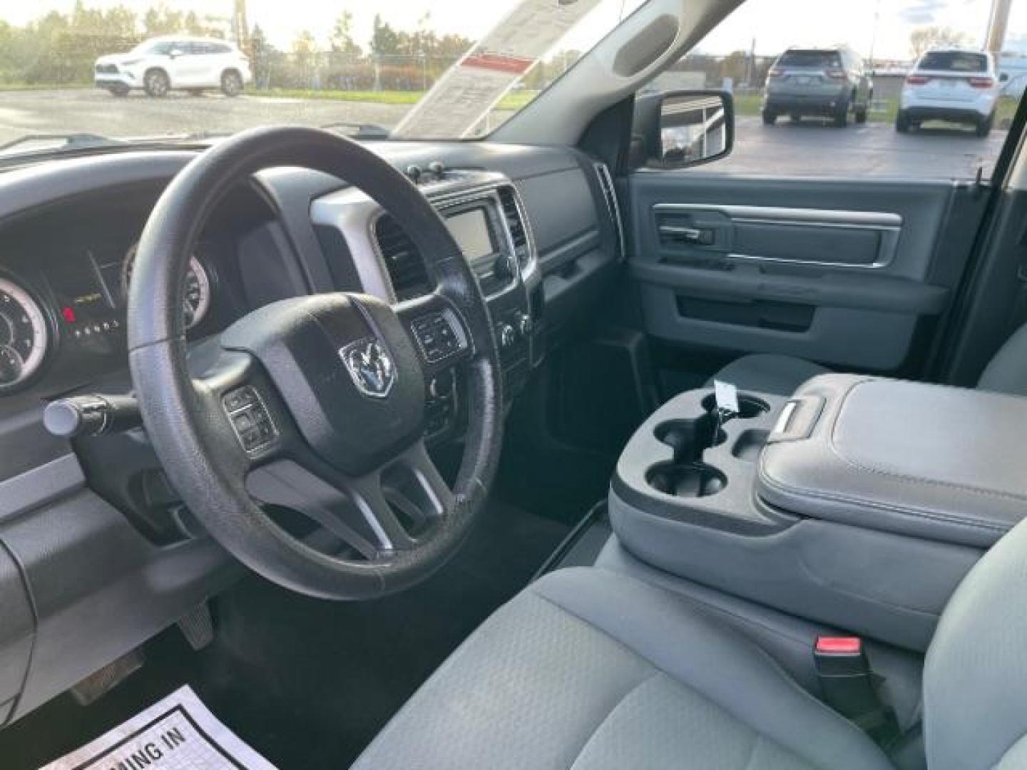 2017 Bright White Clear Coat RAM 1500 SLT Crew Cab SWB 4WD (1C6RR7LT7HS) with an 5.7L V8 OHV 16V engine, 8-Speed Automatic transmission, located at 1865 W 2nd St., Xenia, OH, 45385, (937) 372-7777, 39.681259, -83.961945 - Photo#6