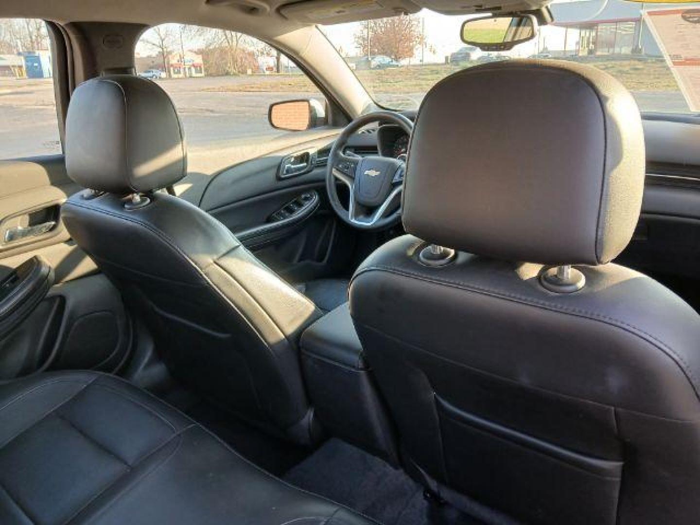 2016 Champagne Silver Metallic Chevrolet Malibu Limited LTZ (1G11E5SA0GF) with an 2.5L L4 DOHC 16V engine, 6-Speed Automatic transmission, located at 1865 W 2nd St., Xenia, OH, 45385, (937) 372-7777, 39.681259, -83.961945 - Photo#10